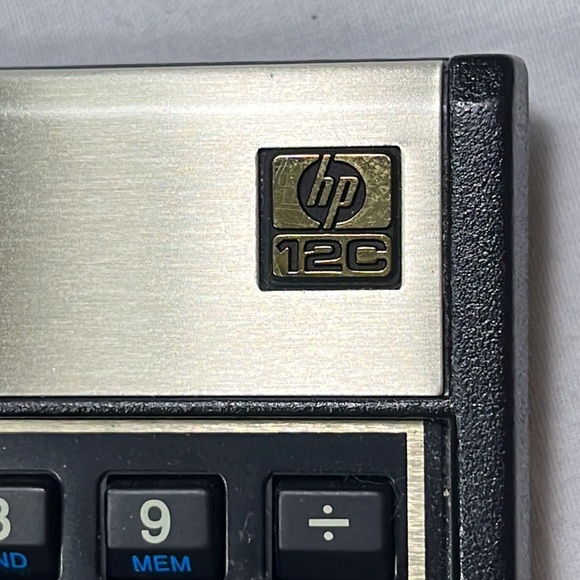 HP 12C Financial Calculator - Picture 5 of 10